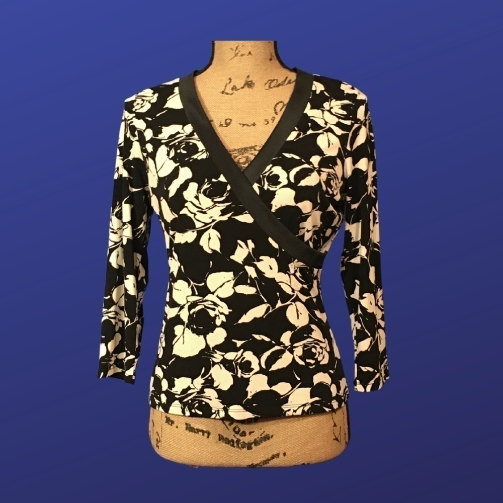 INC INTERNATIONAL CONCEPTS Surplice Wrap Top, BLACK/CREAM FLORAL, Size M, NWOT